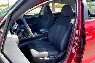 Kia K5 2023 LXS 4dr Sedan