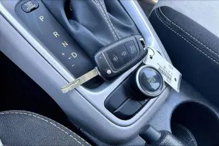 Hyundai VENUE 2023 SEL 4dr Crossover