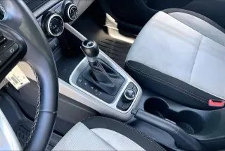 Hyundai VENUE 2023 SEL 4dr Crossover