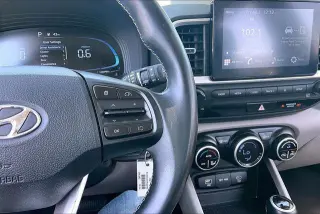 Hyundai VENUE 2023 SEL 4dr Crossover