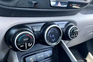 Hyundai VENUE 2023 SEL 4dr Crossover