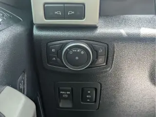 Ford F-150 2016 4x2 Lariat 4dr SuperCrew 5.5 ft. SB