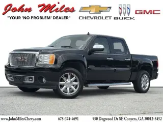 GMC Sierra 1500 2013 4x2 Denali 4dr Crew Cab 5.8 ft. SB
