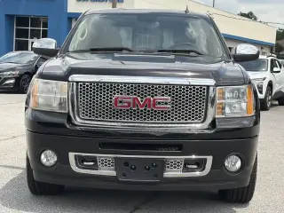 GMC Sierra 1500 2013 4x2 Denali 4dr Crew Cab 5.8 ft. SB