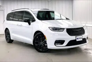 Chrysler Pacifica 2025 Limited 4dr Mini-Van