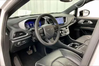 Chrysler Pacifica 2025 Limited 4dr Mini-Van