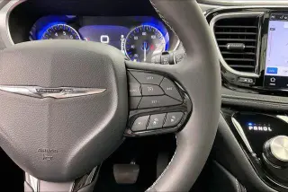 Chrysler Pacifica 2025 Limited 4dr Mini-Van