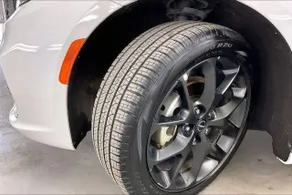 Chrysler Pacifica 2025 Limited 4dr Mini-Van