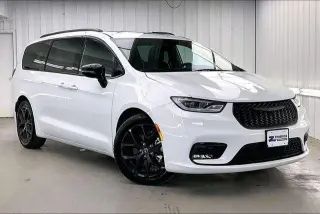Chrysler Pacifica 2025 Limited 4dr Mini-Van