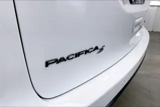 Chrysler Pacifica 2025 Limited 4dr Mini-Van