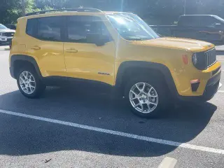 Jeep Renegade 2023 4x4 Latitude 4dr SUV