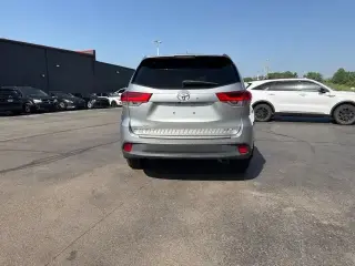 Toyota Highlander 2017 AWD LE 4dr SUV