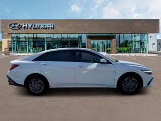 Hyundai ELANTRA Hybrid 2026 Blue 4dr Sedan
