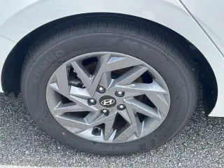 Hyundai ELANTRA Hybrid 2026 Blue 4dr Sedan