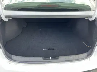 Hyundai ELANTRA Hybrid 2026 Blue 4dr Sedan