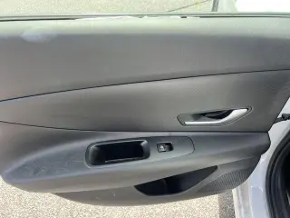 Hyundai ELANTRA Hybrid 2026 Blue 4dr Sedan