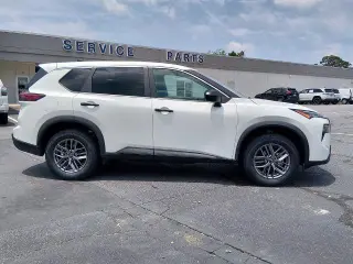Nissan Rogue 2024 AWD S 4dr Crossover