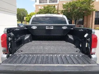 Toyota Tacoma 2017 4x4 TRD Pro 4dr Double Cab 5.0 ft SB 6A
