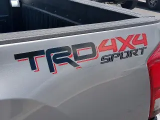 Toyota Tacoma 2017 4x4 TRD Pro 4dr Double Cab 5.0 ft SB 6A