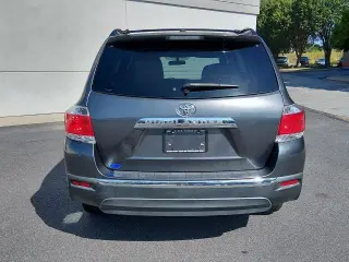 Toyota Highlander 2011 SE 4dr SUV