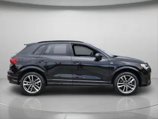 Audi Q3 2023 AWD quattro S line Premium 45 TFSI 4dr SUV