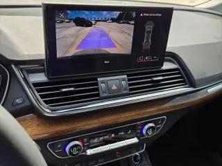 Audi Q5 2023 AWD quattro Premium 40 TFSI 4dr SUV