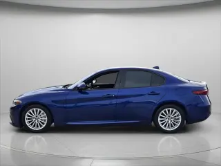 Alfa Romeo Giulia 2022 Sprint 4dr Sedan