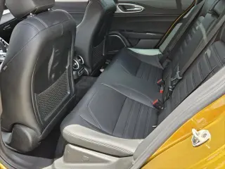 Alfa Romeo Giulia 2023 Veloce 4dr Sedan