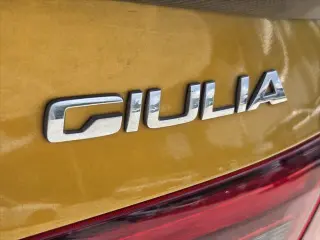 Alfa Romeo Giulia 2023 Veloce 4dr Sedan