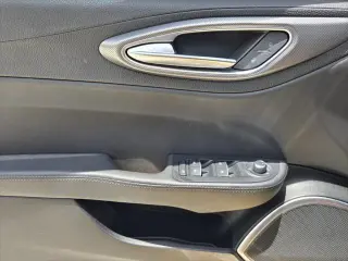 Alfa Romeo Giulia 2023 Veloce 4dr Sedan
