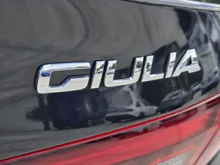 Alfa Romeo Giulia 2023 Veloce 4dr Sedan