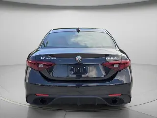 Alfa Romeo Giulia 2023 Veloce 4dr Sedan