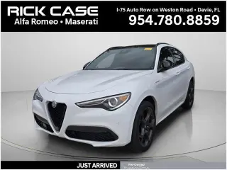 Alfa Romeo Stelvio 2022 AWD Ti 4dr Crossover