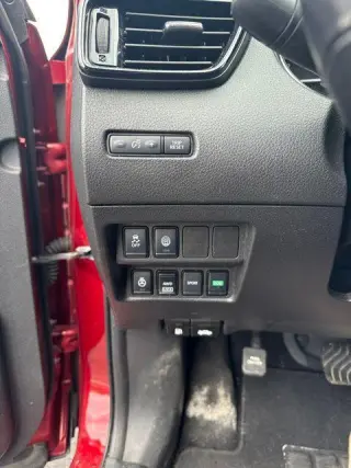 Nissan Rogue Sport 2022 AWD SV 4dr Crossover