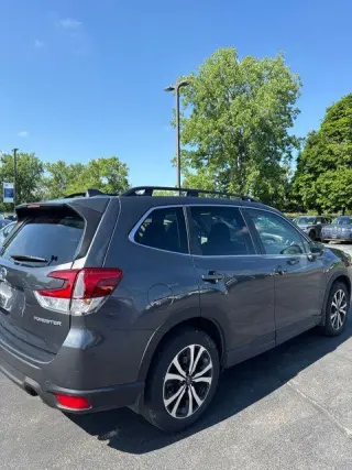 Subaru Forester 2023 AWD Limited 4dr Crossover