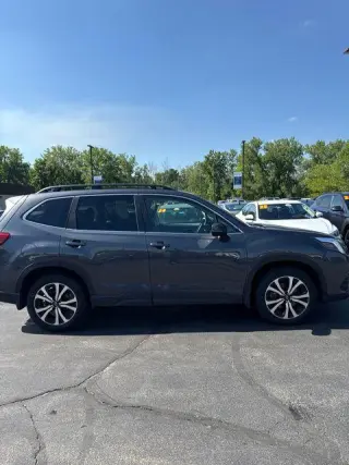 Subaru Forester 2023 AWD Limited 4dr Crossover