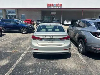Hyundai ELANTRA 2017 Value Edition 4dr Sedan (US)