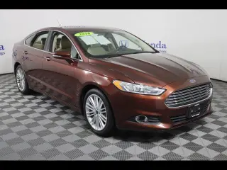 Ford Fusion 2016 SE 4dr Sedan