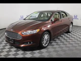 Ford Fusion 2016 SE 4dr Sedan