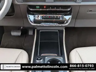 Lincoln Corsair 2024 Premiere 4dr SUV