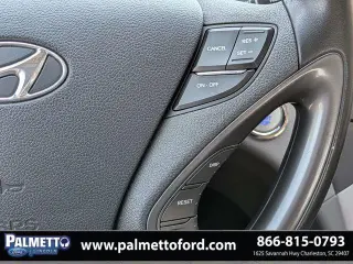 Hyundai SONATA Hybrid 2015 4dr Sedan