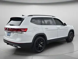 Volkswagen Atlas 2024 SE 4dr SUV w/Technology