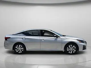 Nissan Altima 2024 2.5 S 4dr Sedan
