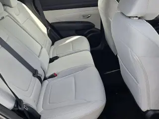 Hyundai TUCSON 2026 SE 4dr SUV