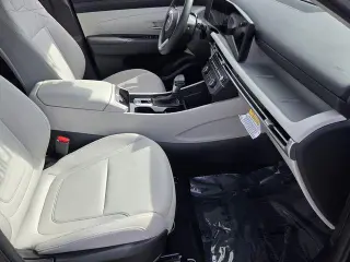 Hyundai TUCSON 2026 SE 4dr SUV