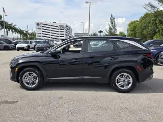 Hyundai TUCSON 2026 SE 4dr SUV