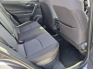 Toyota RAV4 Hybrid 2024 AWD XLE 4dr SUV