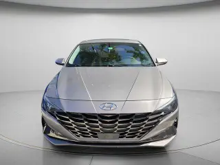 Hyundai ELANTRA 2023 Limited 4dr Sedan