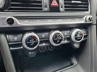 Genesis G70 2023 3.3T Standard 4dr Sedan