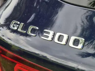 Mercedes-Benz GLC 2022 AWD GLC 300 4MATIC 4dr SUV